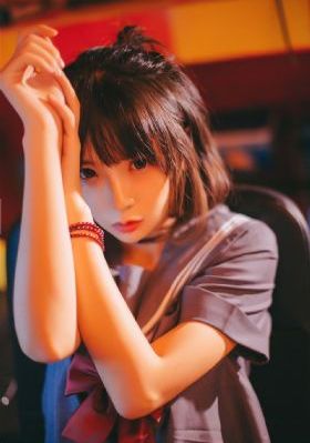 白丝挠脚心vk_HD日韩电影在线